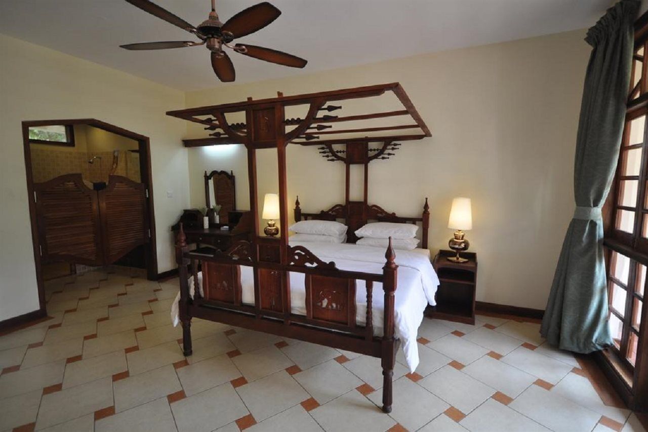 Hunters Lodge Twaandu Zewnętrze zdjęcie